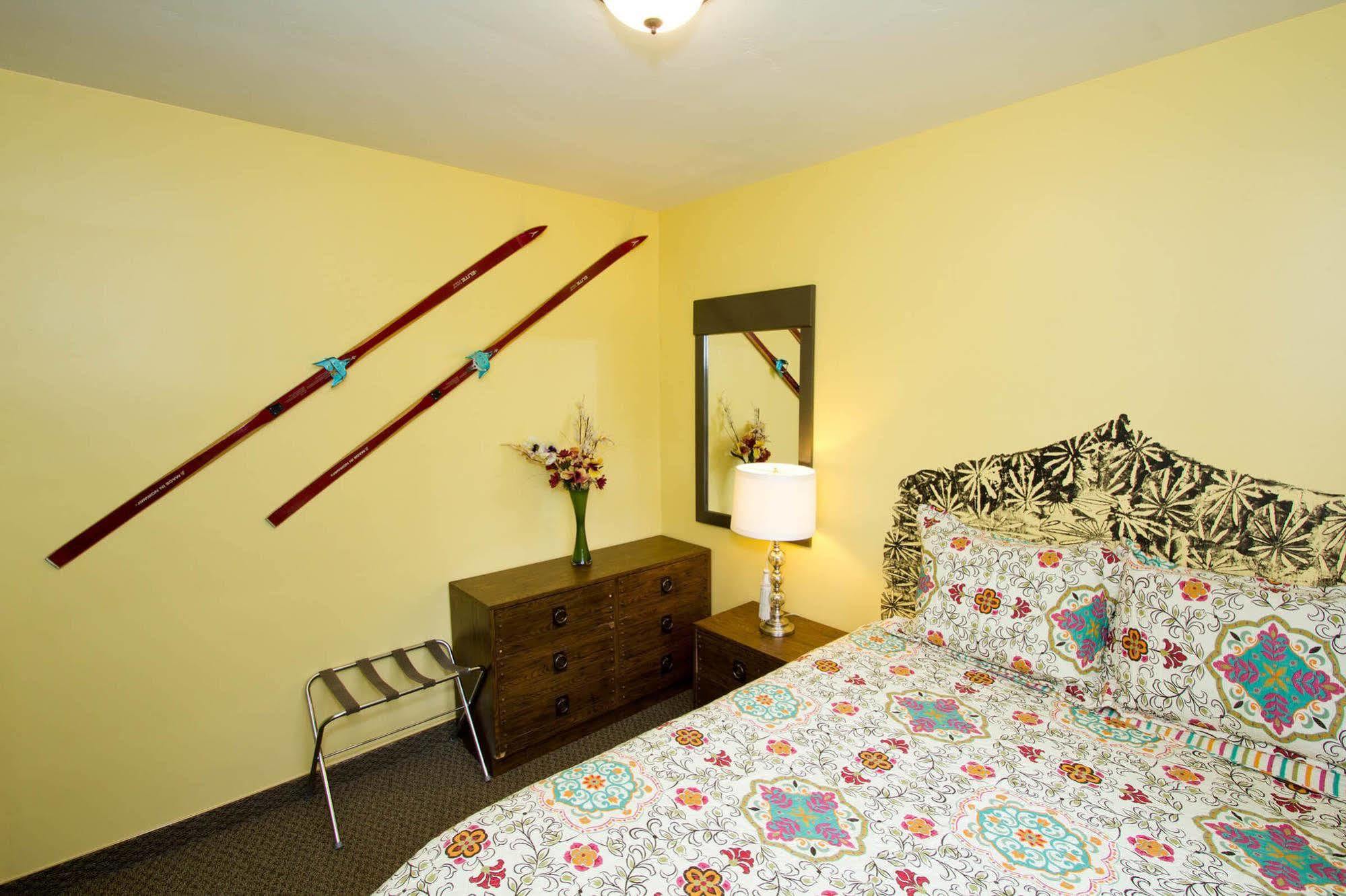 Moderne Hostel Mammoth Lakes Exterior foto